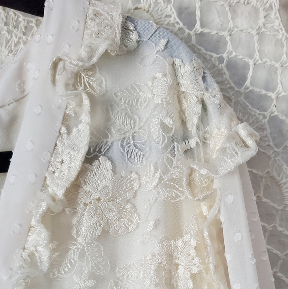 Alexis Cream Lace Cutout Long Sleeve Wedding Dress NWT - Picture 7 of 12